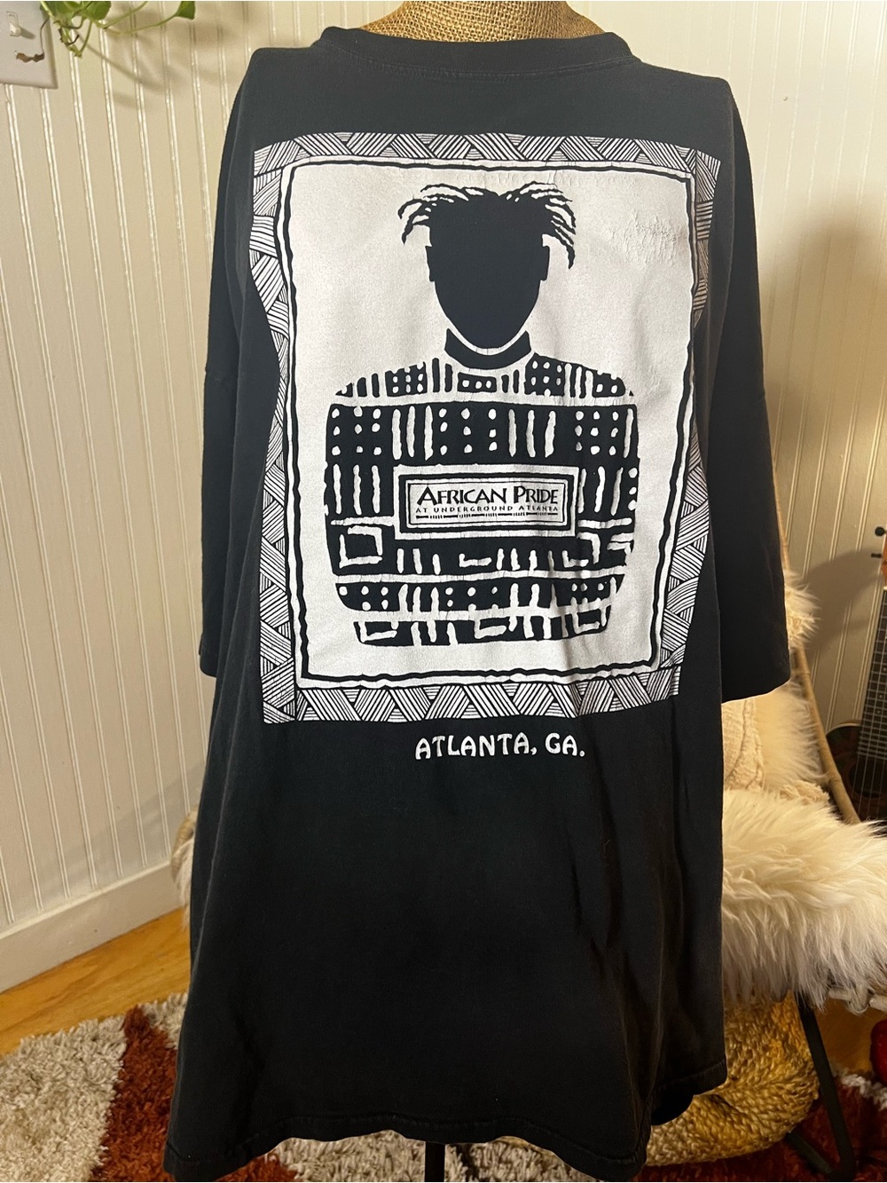 Black vintage African pride,Graphic Tee - Atlanta, GA